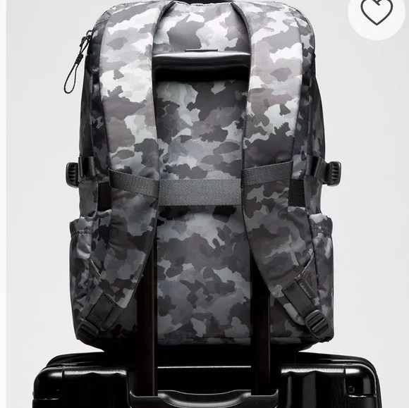 Lululemon Athletica Backpack 22L. Thawed Camo Grey Multi. - Picture 3 of 15
